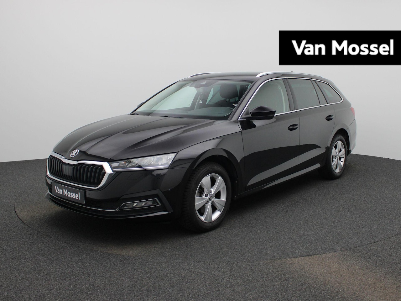 Skoda Octavia Combi - 1.0 TSI Ambition | CAMERA | STOEL-STUUR VERWARMING | ELEK.KOFFERBAK | CLIMATE CONTROL | SF - AutoWereld.nl