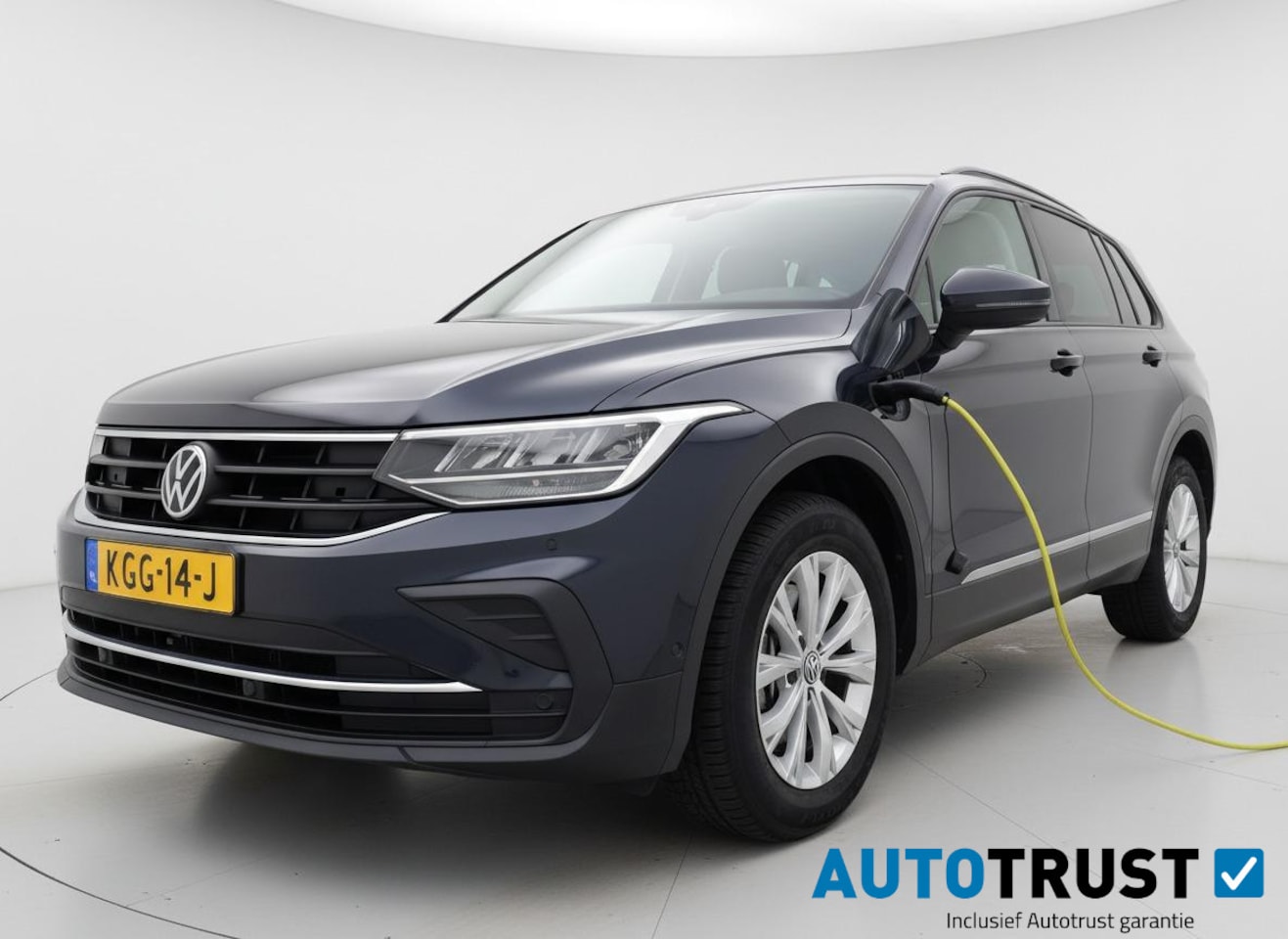 Volkswagen Tiguan - 1.4 TSI Plug-in Hybrid Business+ ADAP CRUISE NAV - AutoWereld.nl