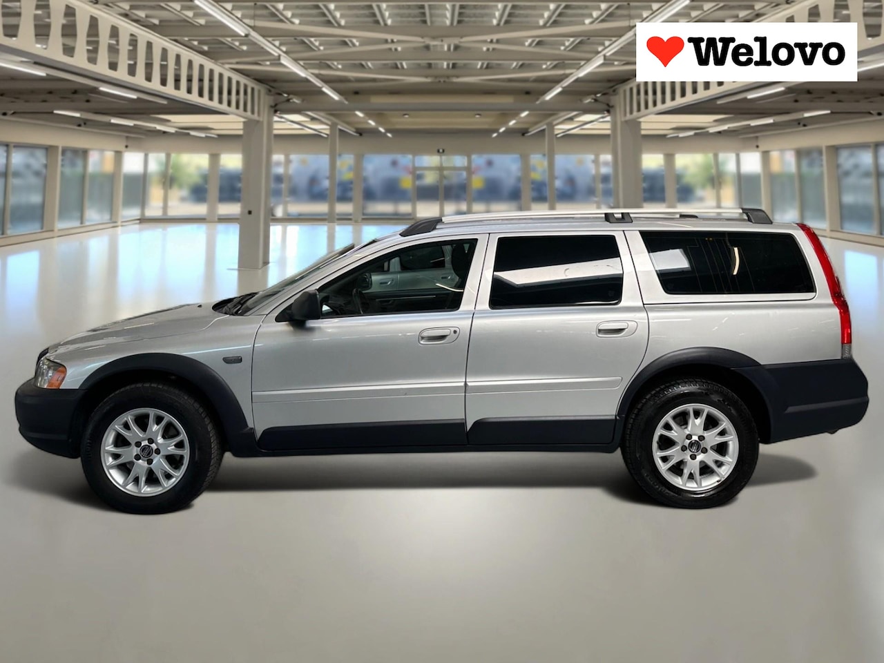 Volvo XC70 - 2.5 T Kinetic Incl. BTW, Trekhaak, electr. verst. stoel,... - AutoWereld.nl