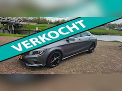 Mercedes-Benz CLA-Klasse - 180 AUT NAVI XENON AMG