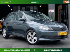 Skoda Fabia - 1.0 Active|Stoelverwarming|PDC|Airco|Bluetooth