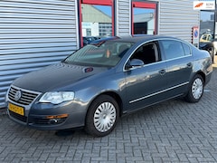Volkswagen Passat - 1.9 TDI Comfl. BlueMotion Sedan