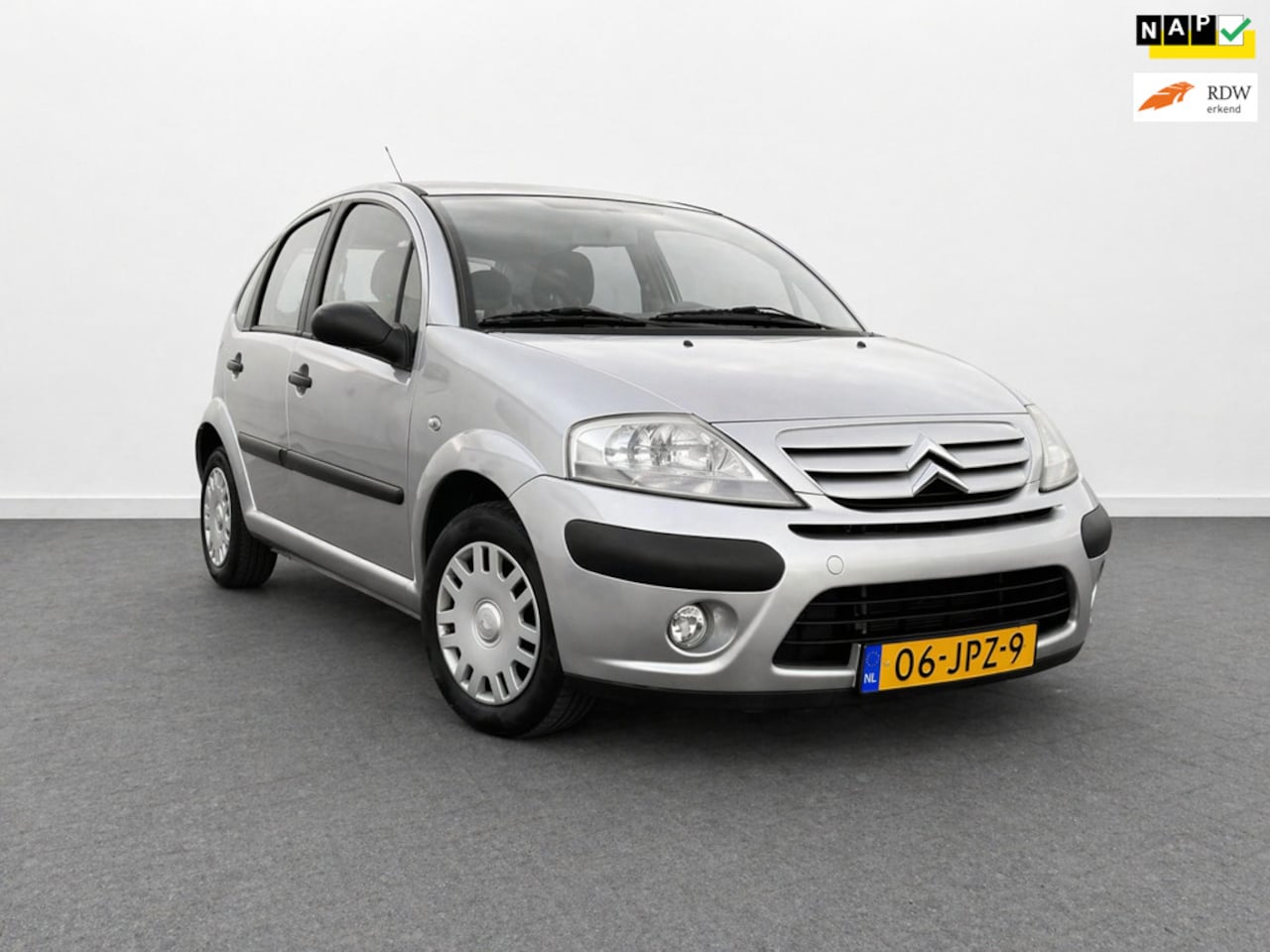 Citroën C3 - 1.4i Ligne Prestige| Dealer onderhouden | 2e eigenaar | NAP | Airco - AutoWereld.nl