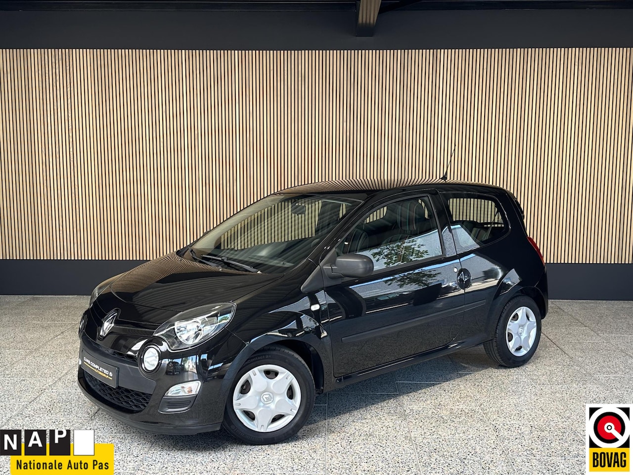 Renault Twingo - 1.2 16V Parisienne NL auto | Airco | Bluetooth - AutoWereld.nl