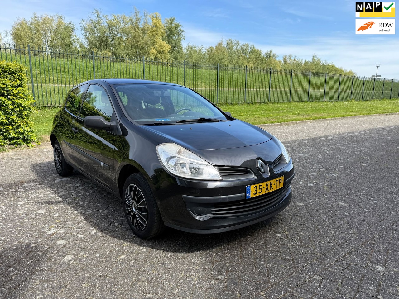 Renault Clio - 1.2-16V Business Line 1.2-16V Business Line - AutoWereld.nl