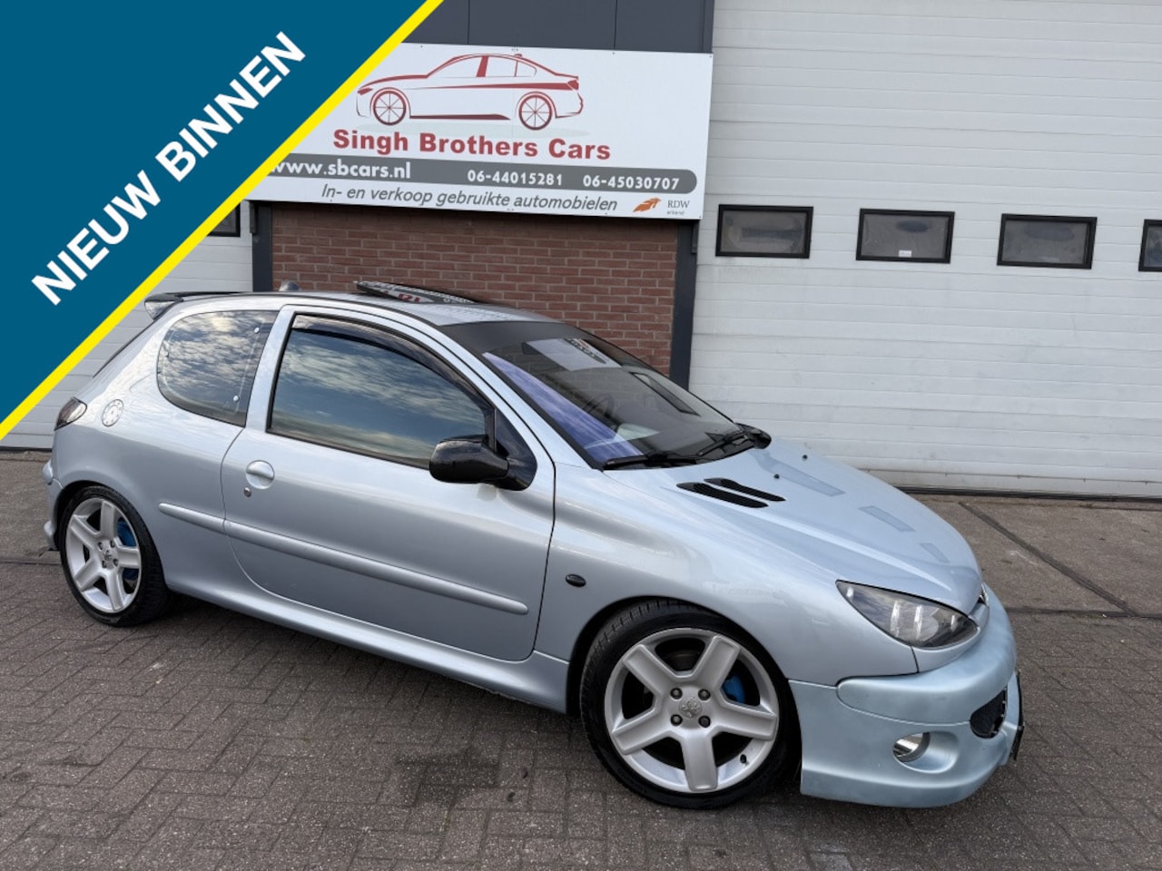 Peugeot 206 - 1.4-16V Gentry Prem./NAP/dak/sportuitlaat met afstand!!! - AutoWereld.nl