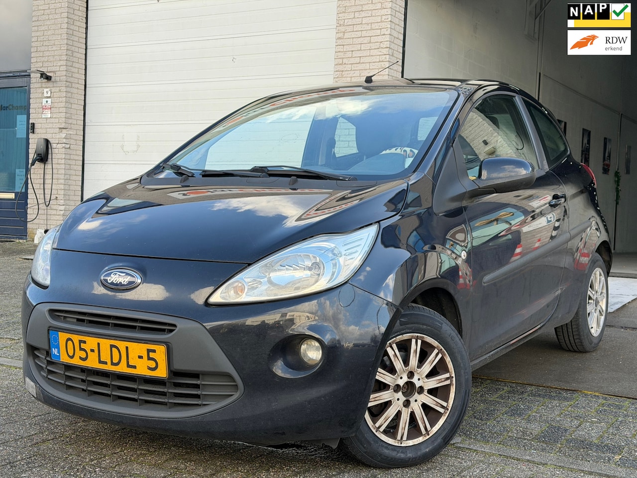 Ford Ka - 1.2 Titanium/ nap/ 2e EIG/ 1jaar apk/ airco/ EL-ramen/ zeer nette auto. - AutoWereld.nl