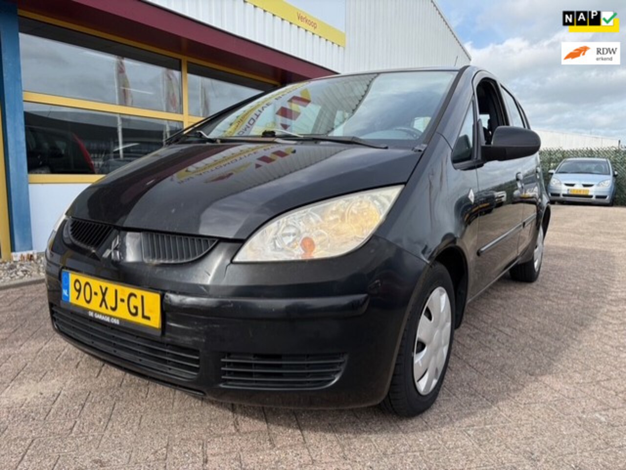 Mitsubishi Colt - 1.3 Invite AUTOMAAT - AutoWereld.nl