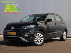 Volkswagen T-Cross - 1.0 TSI Life Airco Stoelverwarming Parkeersensors Adaptive Cruise 16 inch LMV Radio Blueto