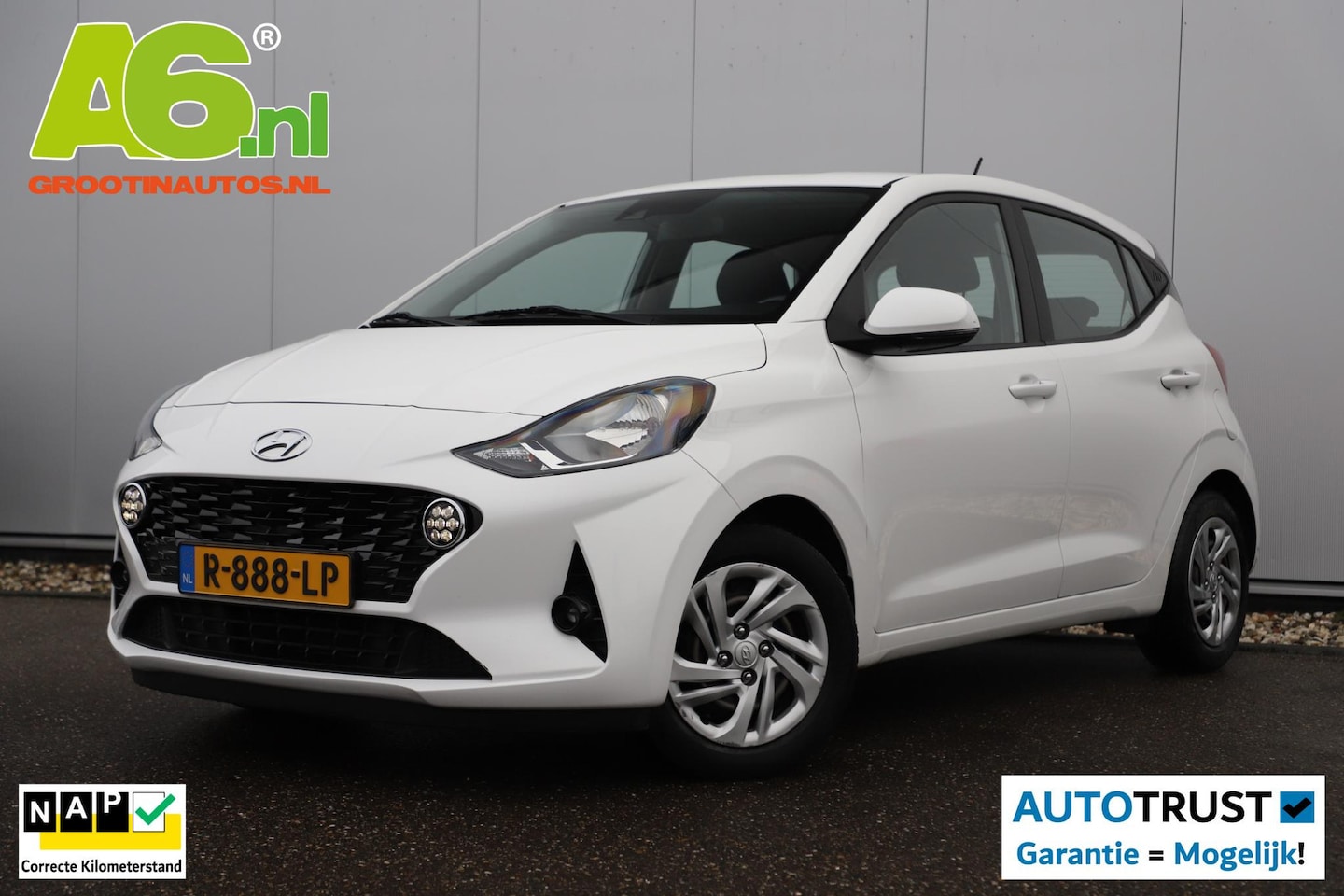 Hyundai i10 - 1.0 Comfort Carplay Android Navigatie Airco Cruise Control LED Rijstrooksensor - AutoWereld.nl