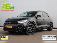 Volkswagen T-Roc - 1.5 TSI Life Black Edition 150PK DSG Automaat Trekhaak Virtual 19 inch LMV Adaptive Cruise