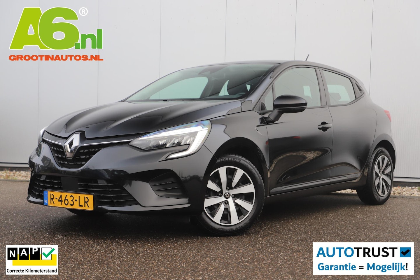 Renault Clio - 1.0 TCe 90 Equilibre 6-Bak Navigatie Carplay Android Airco Cruise Control Rijstrooksensor - AutoWereld.nl