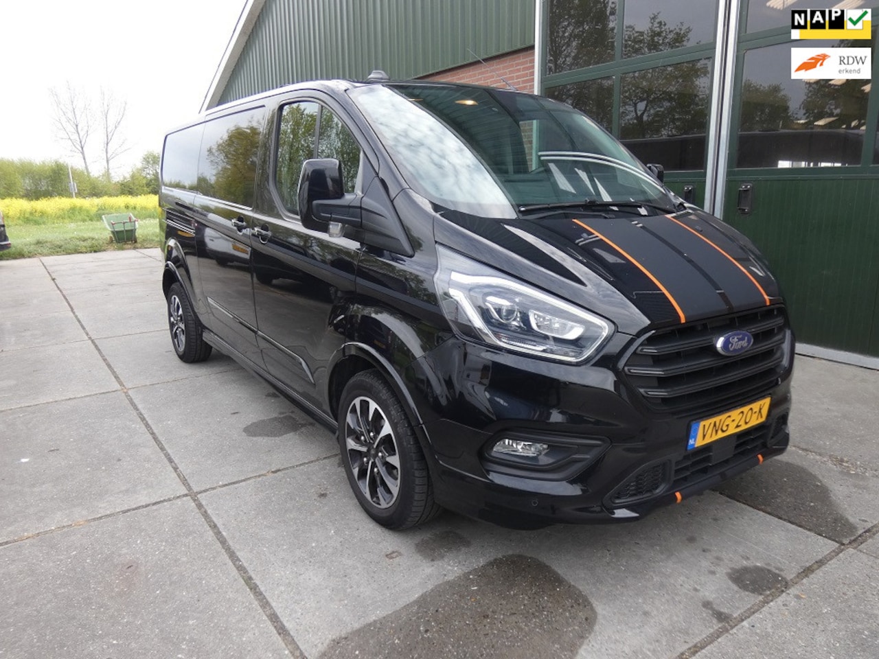 Ford Transit Custom - 320 2.0 TDCI L2H1 Sport* navi/cam*xenon* - AutoWereld.nl