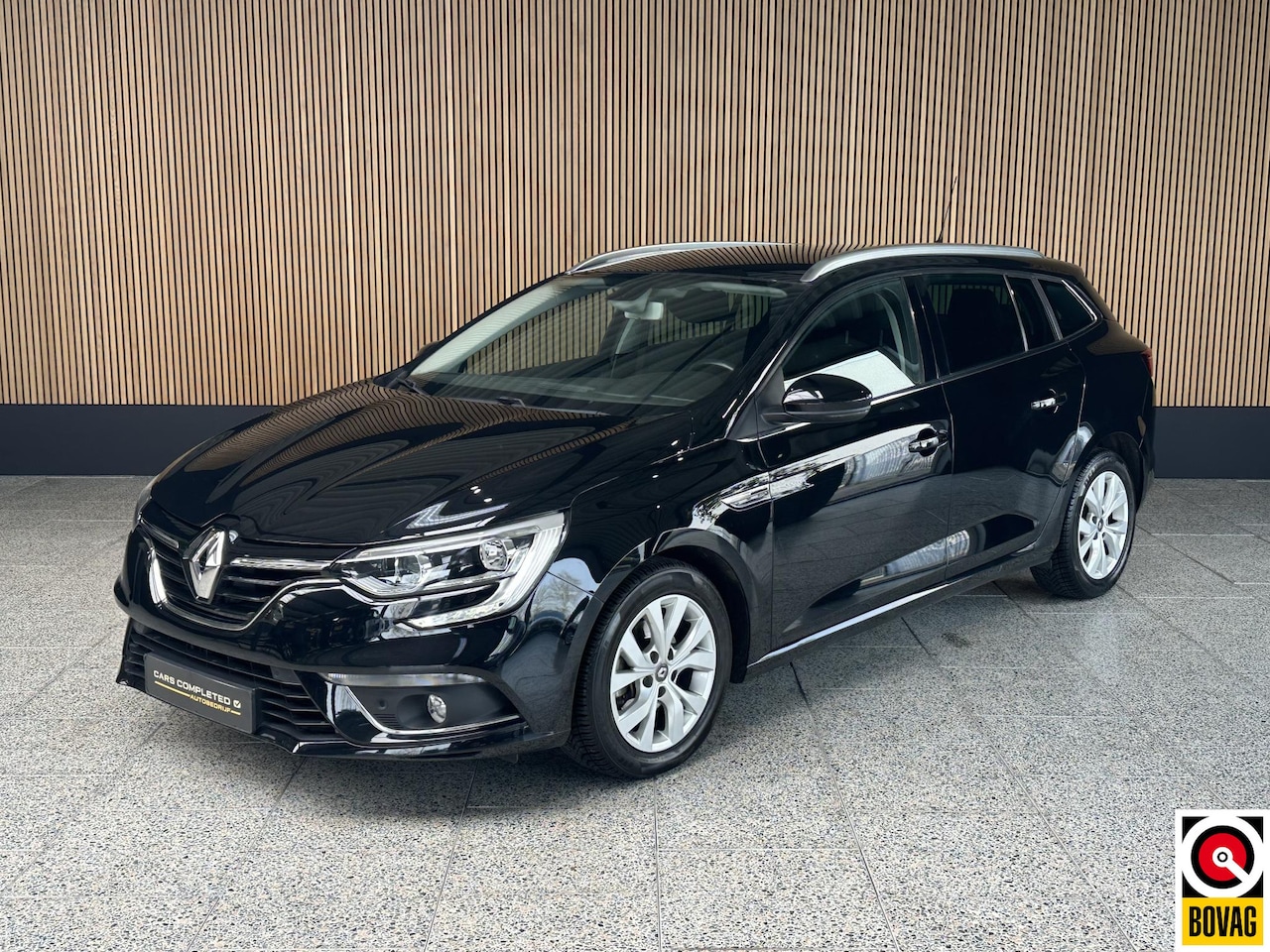 Renault Mégane Estate - 1.3 TCe Limited Stoelverwarming | Camera | Cruise controle - AutoWereld.nl