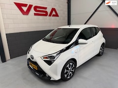 Toyota Aygo - 1.0 VVT-i x-play|Carplay|Flippers|Airco|Camera|Team D|Led|4-seizoen|dealeronderhouden|Auto