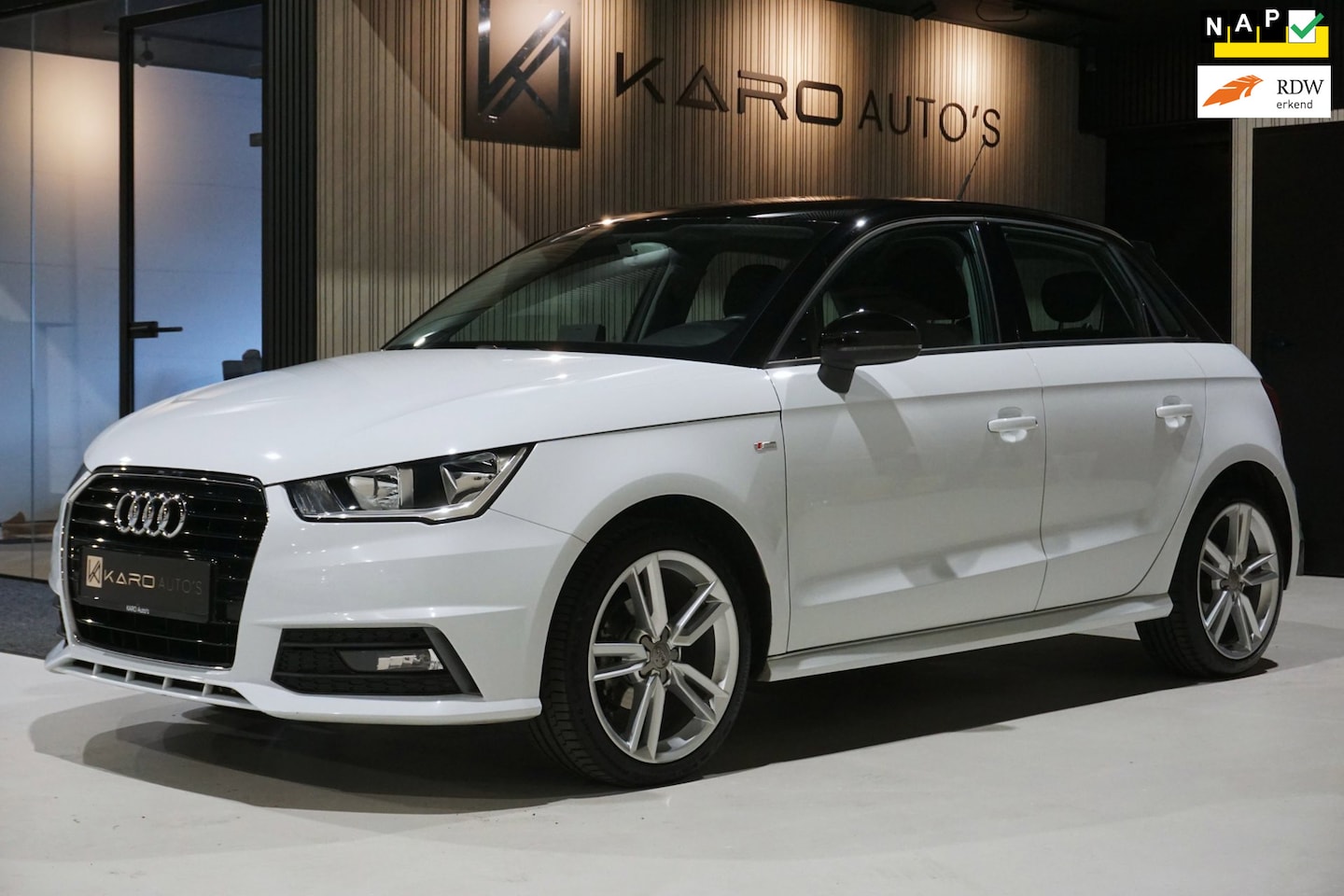 Audi A1 Sportback - 1.0 TFSI S-line Cruise Navi Airco Mfs Lmv - AutoWereld.nl