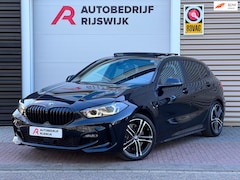 BMW 1-serie - 120i Executive Pano/Led/Sfeer/AppleCar