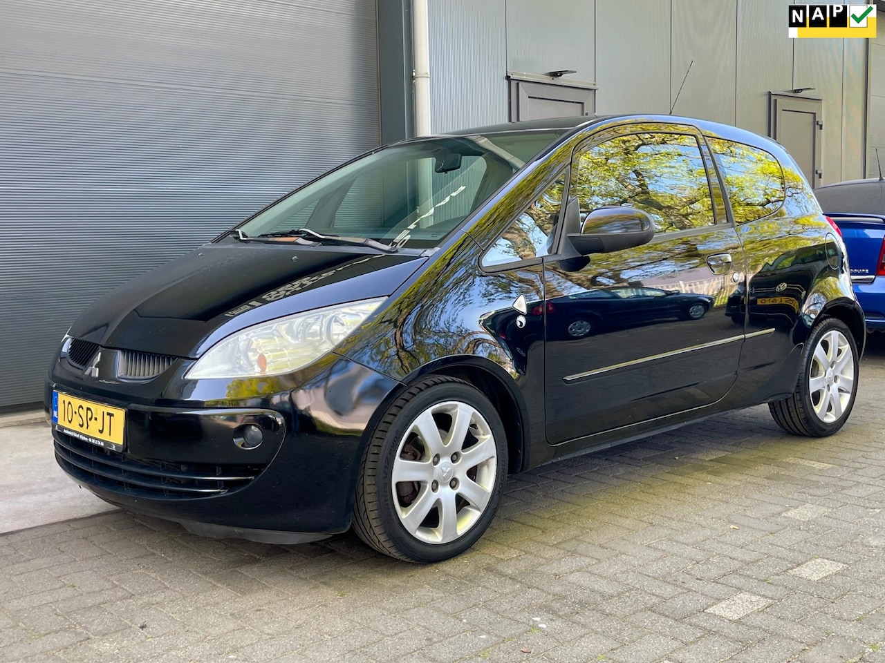 Mitsubishi Colt - 1.3 Instyle SPORT 95PK NAP AIRCO LEER LM VELGEN STOELVERWARMING CENTRALE VERGRENDELING - AutoWereld.nl