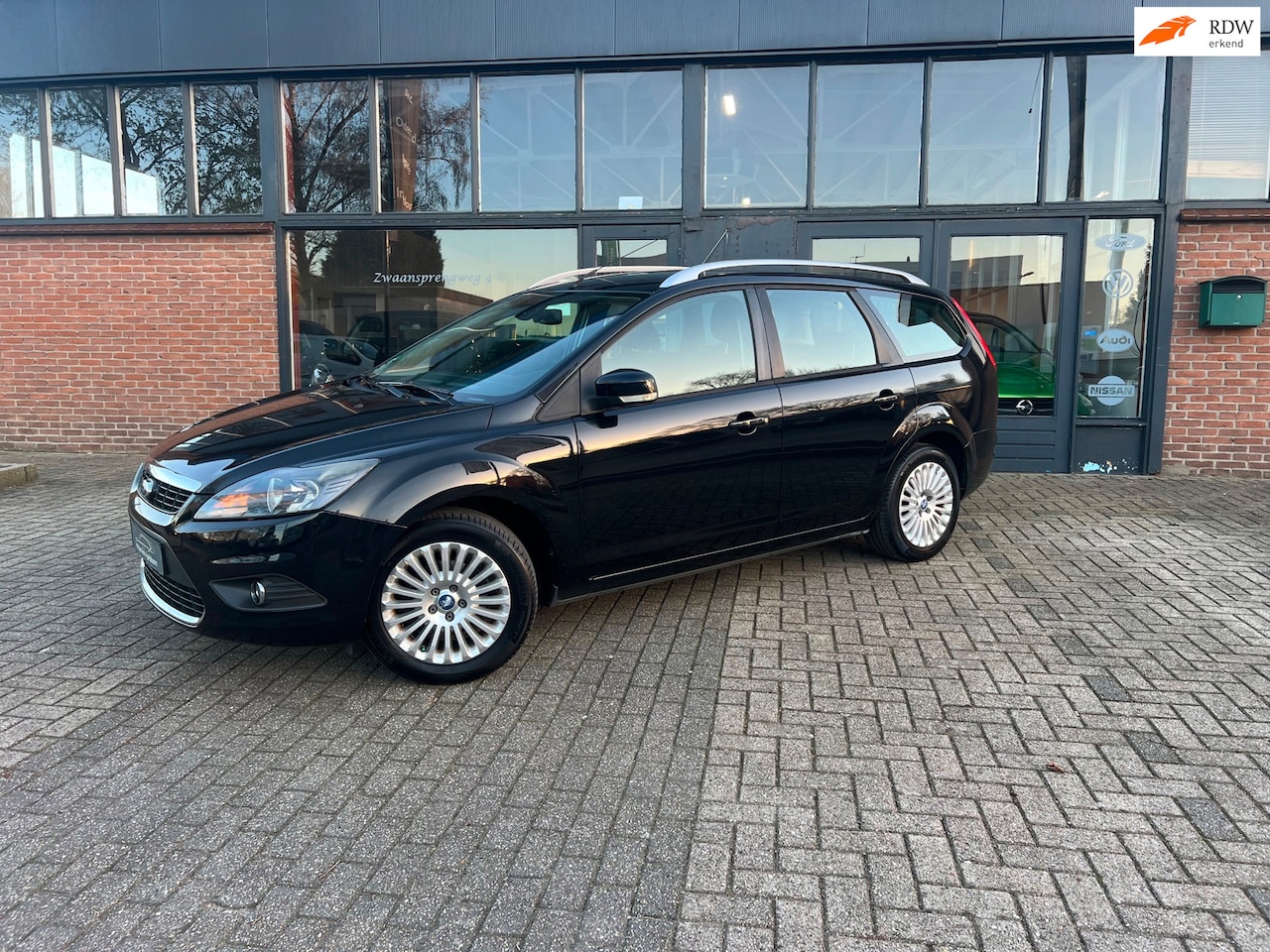 Ford Focus Wagon - 1.6 TI-VCT 1.6 TI-VCT, Airco, Navi, Titanium - AutoWereld.nl