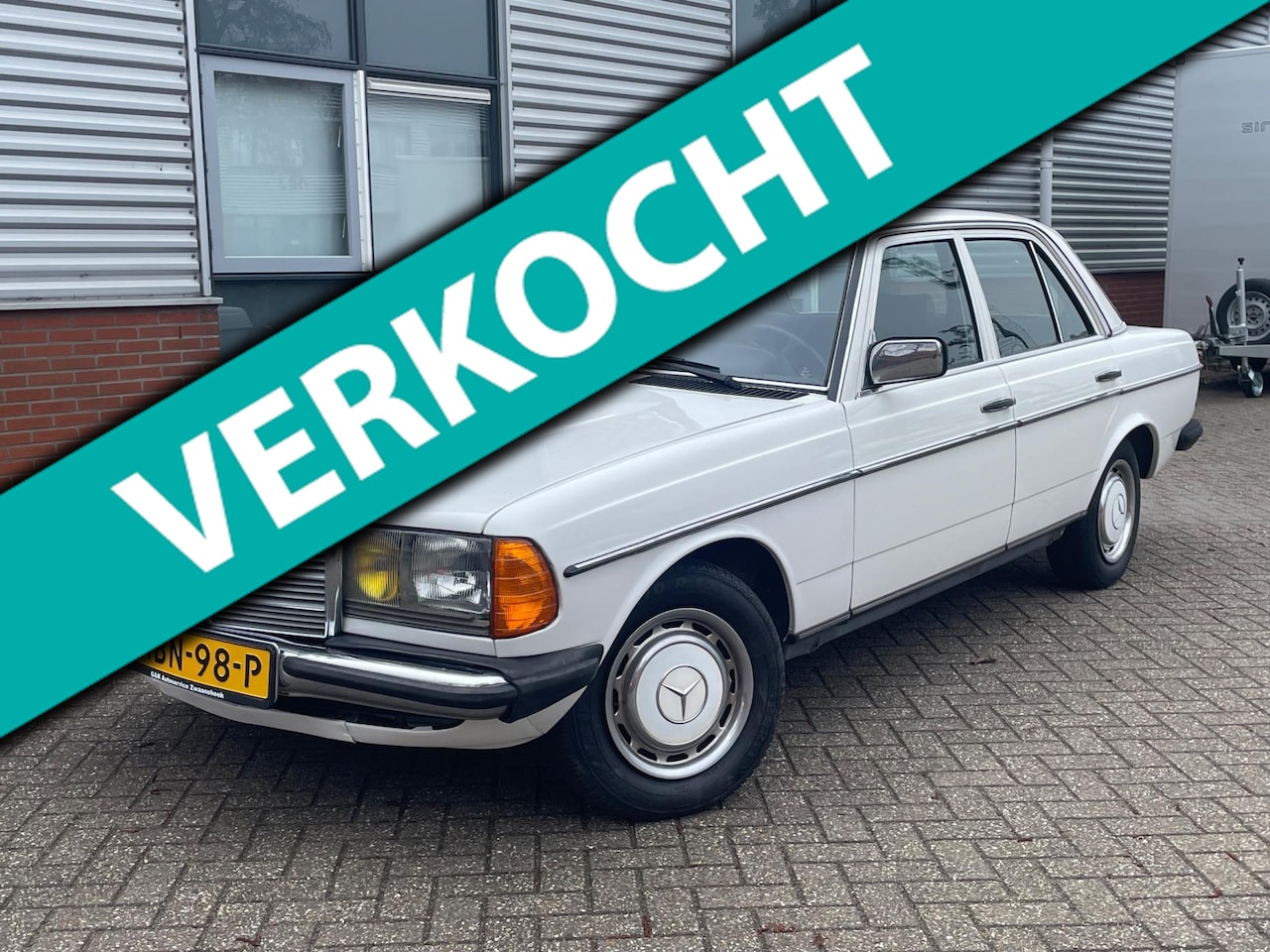 Mercedes-Benz 200-280 (W123) - 230E Airco Roestvrij belastingvrij - AutoWereld.nl