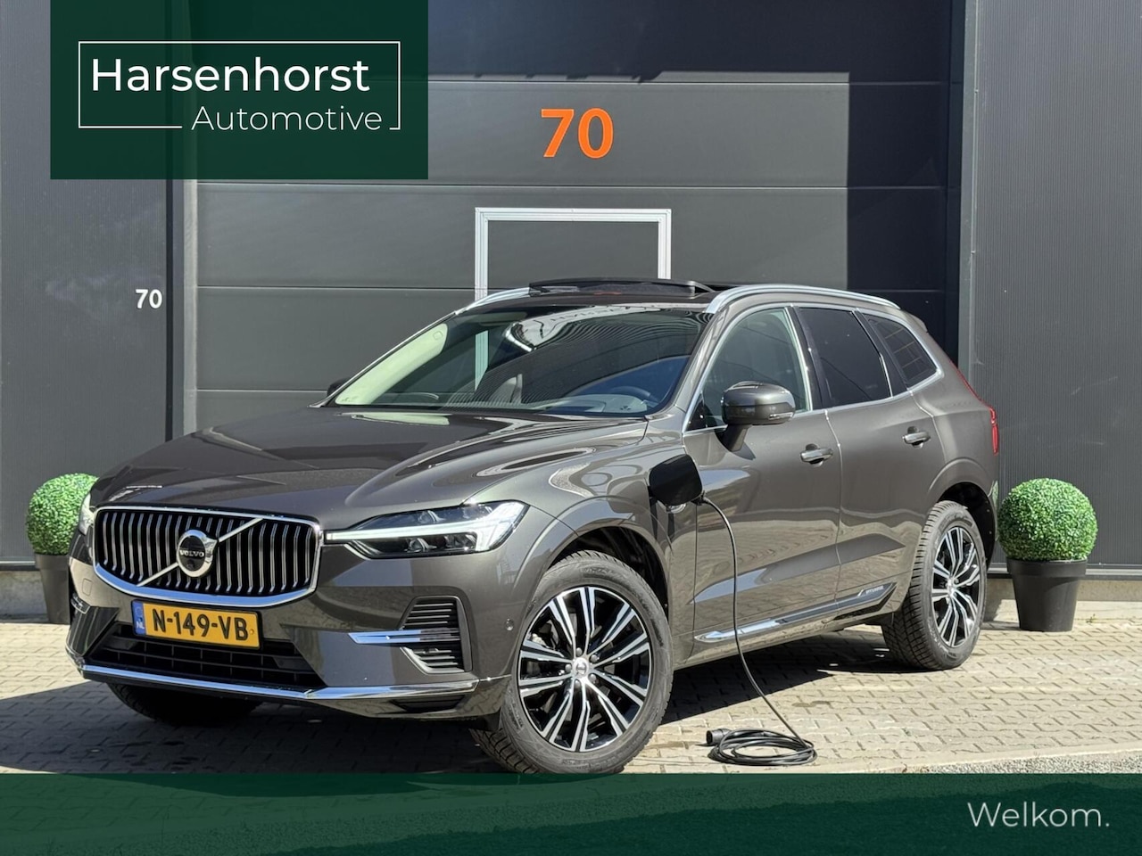 Volvo XC60 - 2.0 T6 Plug-in hybrid AWD Inscription Exclusive | Panoramadak | Semi-elektrische trekhaak - AutoWereld.nl