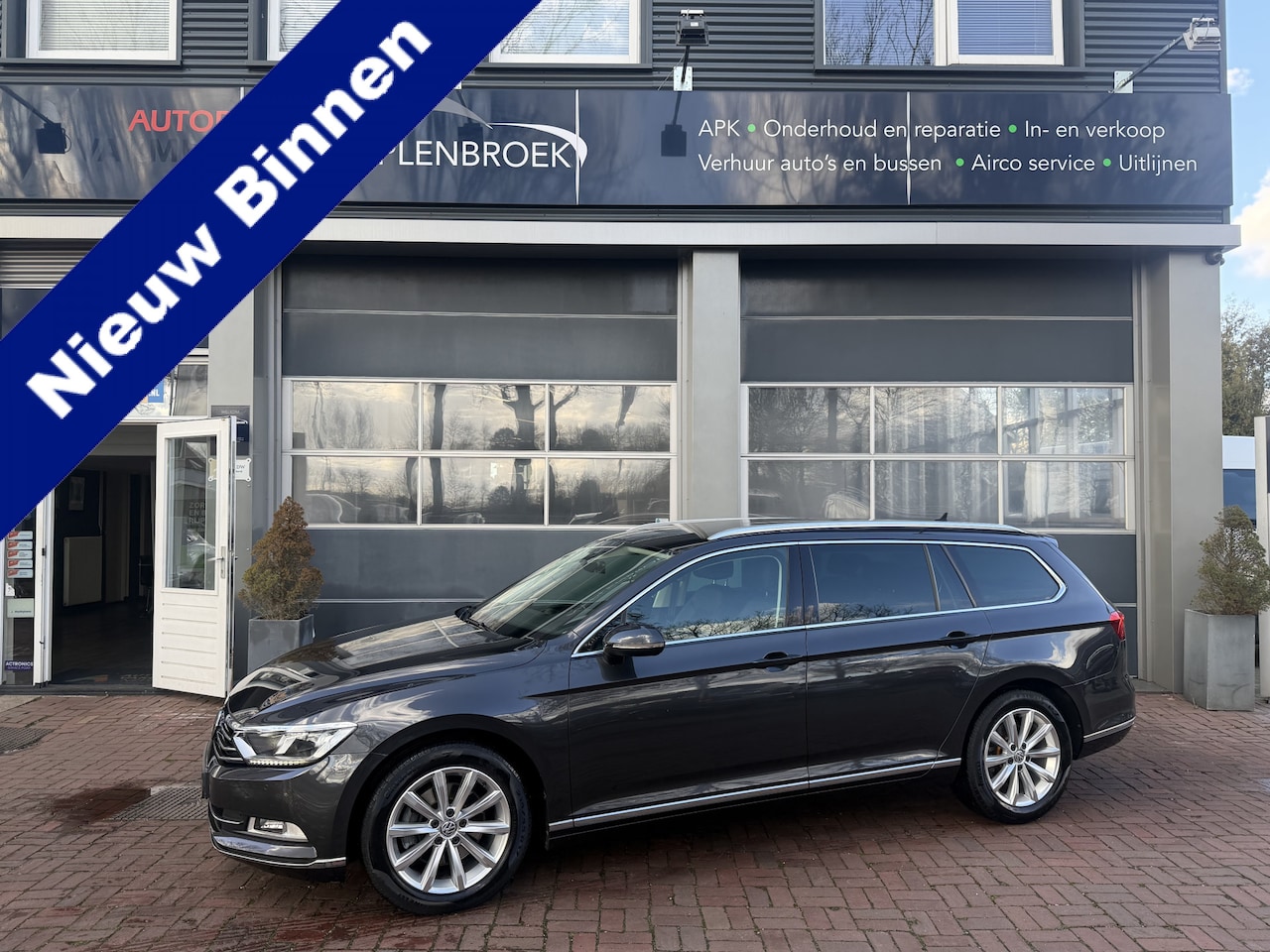 Volkswagen Passat Variant - 1.5 TSI Highline Business R Bj 2019 Km 81.000 Nap 2e eigenaar Vol optie !! - AutoWereld.nl