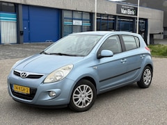 Hyundai i20 - 1.2i 5-DRS Airco/Aux/USB Volledig Onderhoud