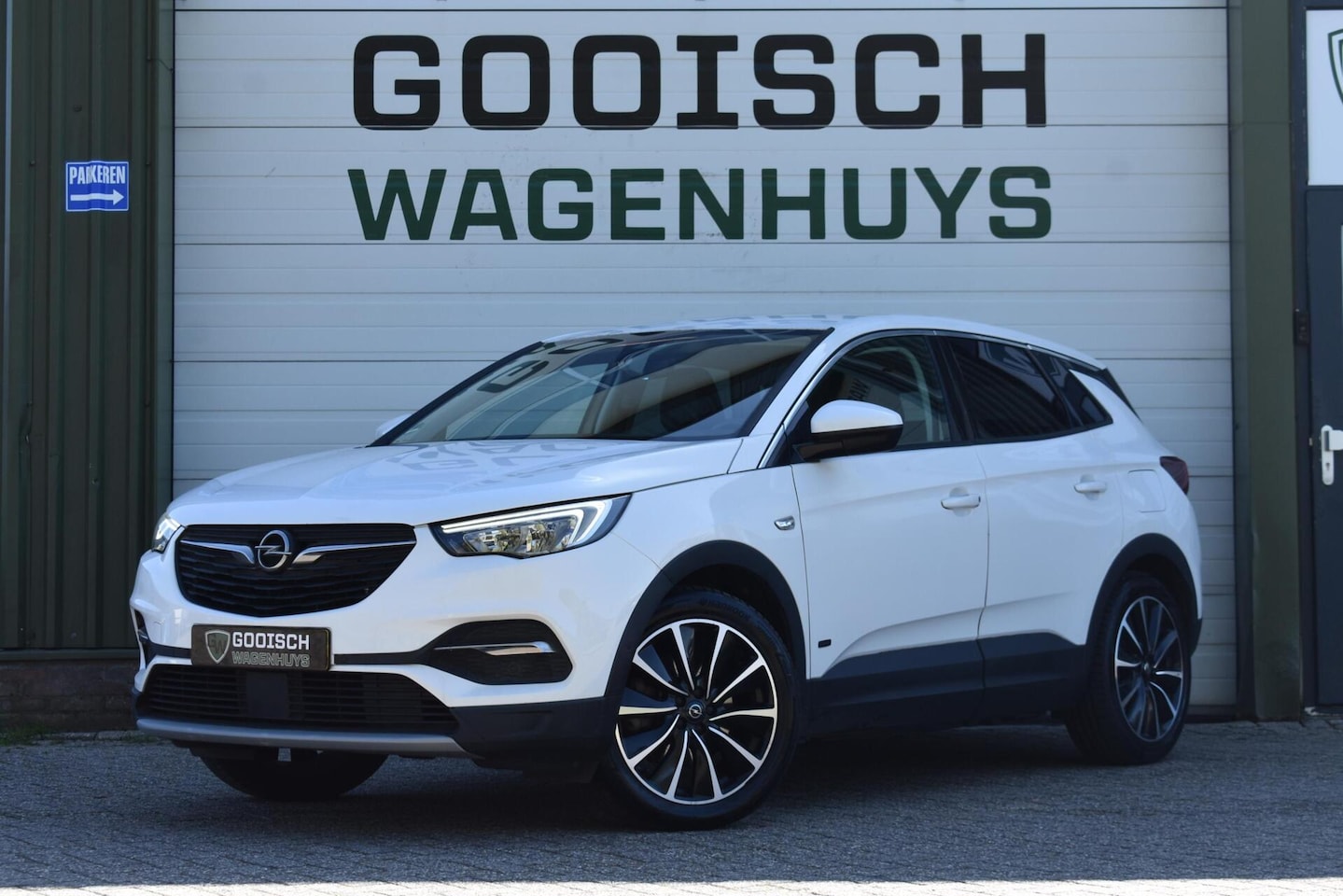 Opel Grandland X - 1.6 T Hybrid4 Business Executive | Trekhaak | Camera | Carplay | - AutoWereld.nl