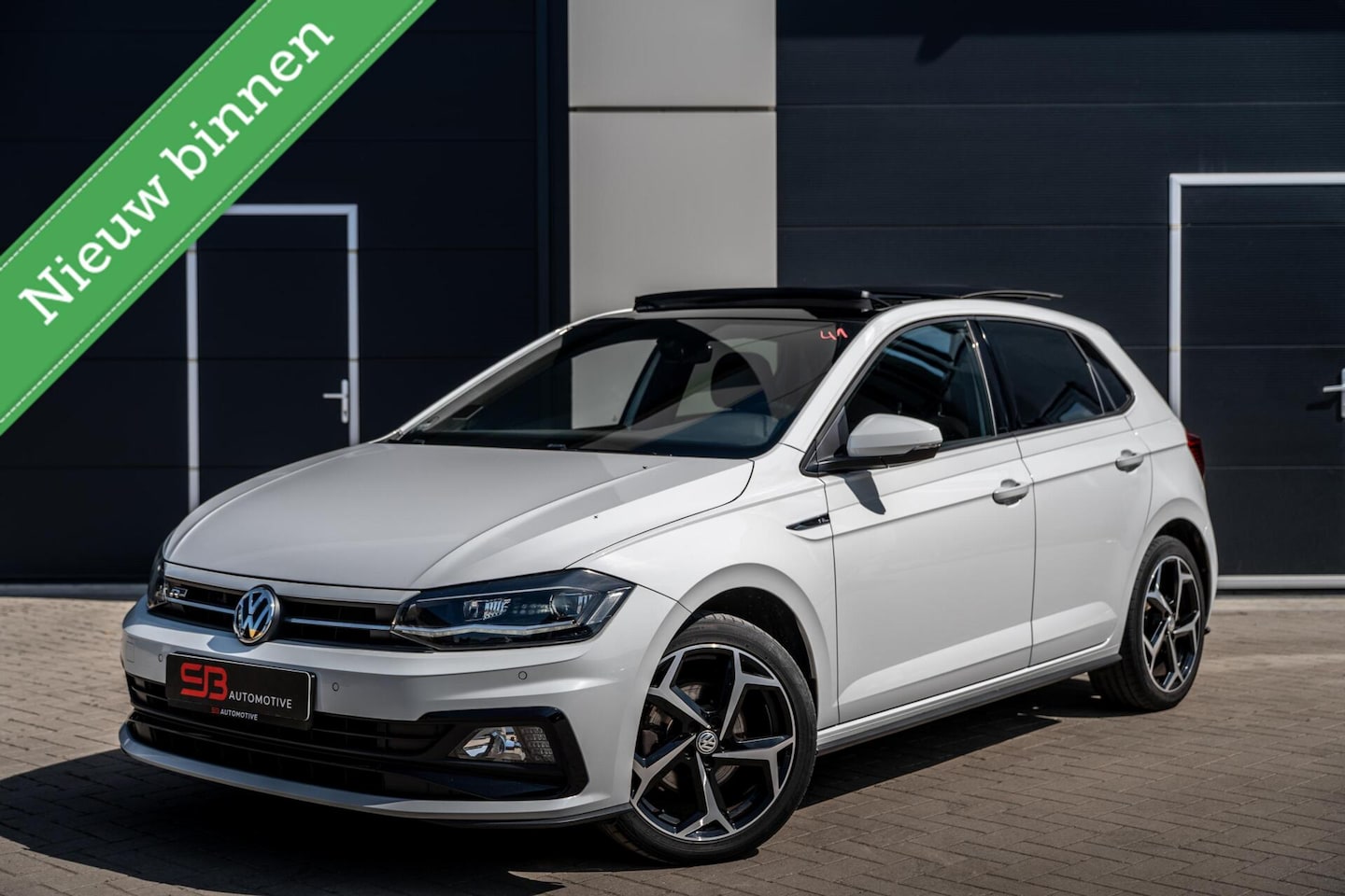 Volkswagen Polo - 1.0 TSI Highline R Line|Keyless|Pano|Vol! - AutoWereld.nl