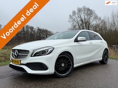Mercedes-Benz A-klasse - 180 AMG-Line / Panoramadak / H-Leder / Stoelverwarming / 18" Velgen / Clima / 6 Versnellin