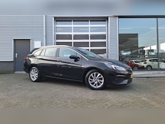 Opel Astra Sports Tourer - 1.4 Bus Eleg/Automaat/Camera/Cruise/Trekhaak/Pdc/Enz