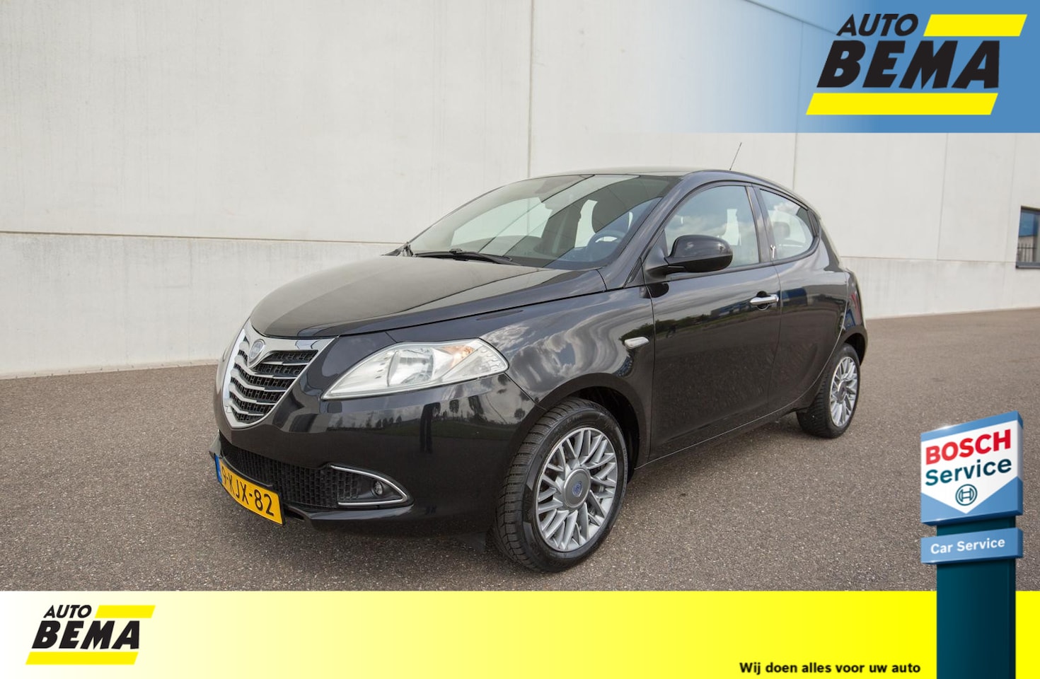 Lancia Y(psilon) - Ypsilon 1.2 Black & Red - AutoWereld.nl
