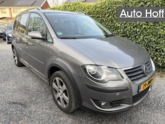 Volkswagen Touran Cross - 1.4 TSI | Autom. Airco | Cruise Control | LMV | Elekt. Ramen | Trekhaak | Privacy Glass |