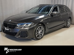 BMW 5-serie Touring - 530e xDrive High Executive M Sport 18''/Panoramadak/Laser LED/Trekhaak/Head-up/Keyless/Dod