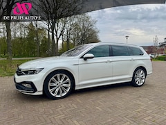 Volkswagen Passat Variant - 2.0 TSI Elegance Business R Panodak Camera Trekhaak Dynaudio Navigatie
