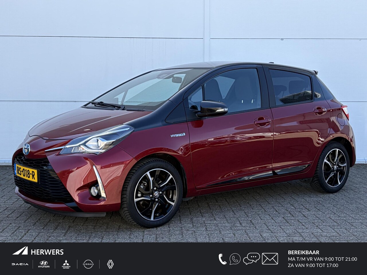 Toyota Yaris - 1.5 Hybrid Bi-Tone / Trekhaak / Navigatiesysteem full map / Clima / Cruise / - AutoWereld.nl