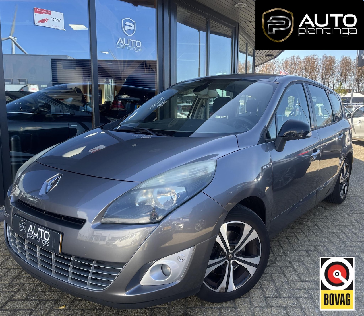 Renault Grand Scénic - 1.4 TCe Bose 131PK | NL AUTO | Trekhaak | Achteruitrijcamera | Parkeersensoren | 2 Sleutel - AutoWereld.nl