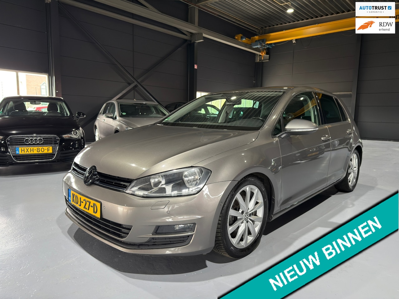 Volkswagen Golf - 1.4 TSI Highline Automaat | Keyless | PDC - AutoWereld.nl