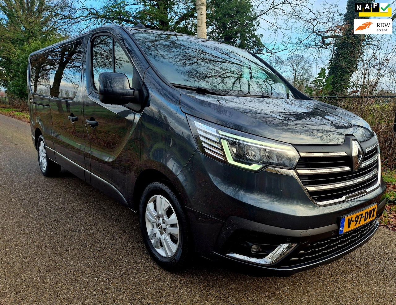 Renault Trafic - 2.0 Blue dC1 150 EDC T29 L2H1 Work edition - AutoWereld.nl