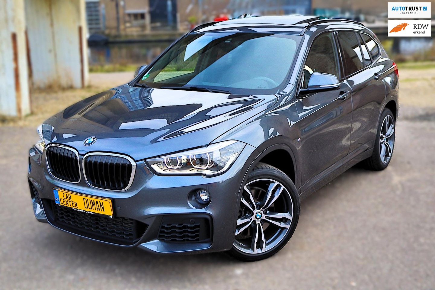 BMW X1 - XDrive25i High Executive M Sport Full Option 1ste Eignr Dealeronderhouden - AutoWereld.nl