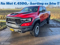 Dodge Ram 1500 - 4X4 6.2 V8 4x4 Crew Cab TRX