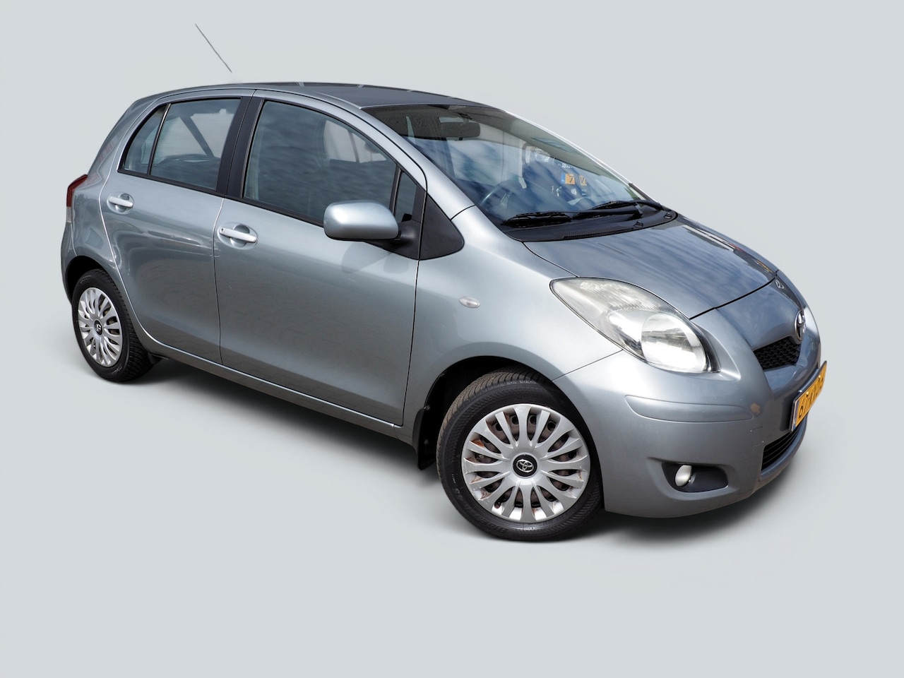 Toyota Yaris - 1.3 16v VVT-i Aspiration AIRCO TREKH. ELEK. PAKKET - AutoWereld.nl