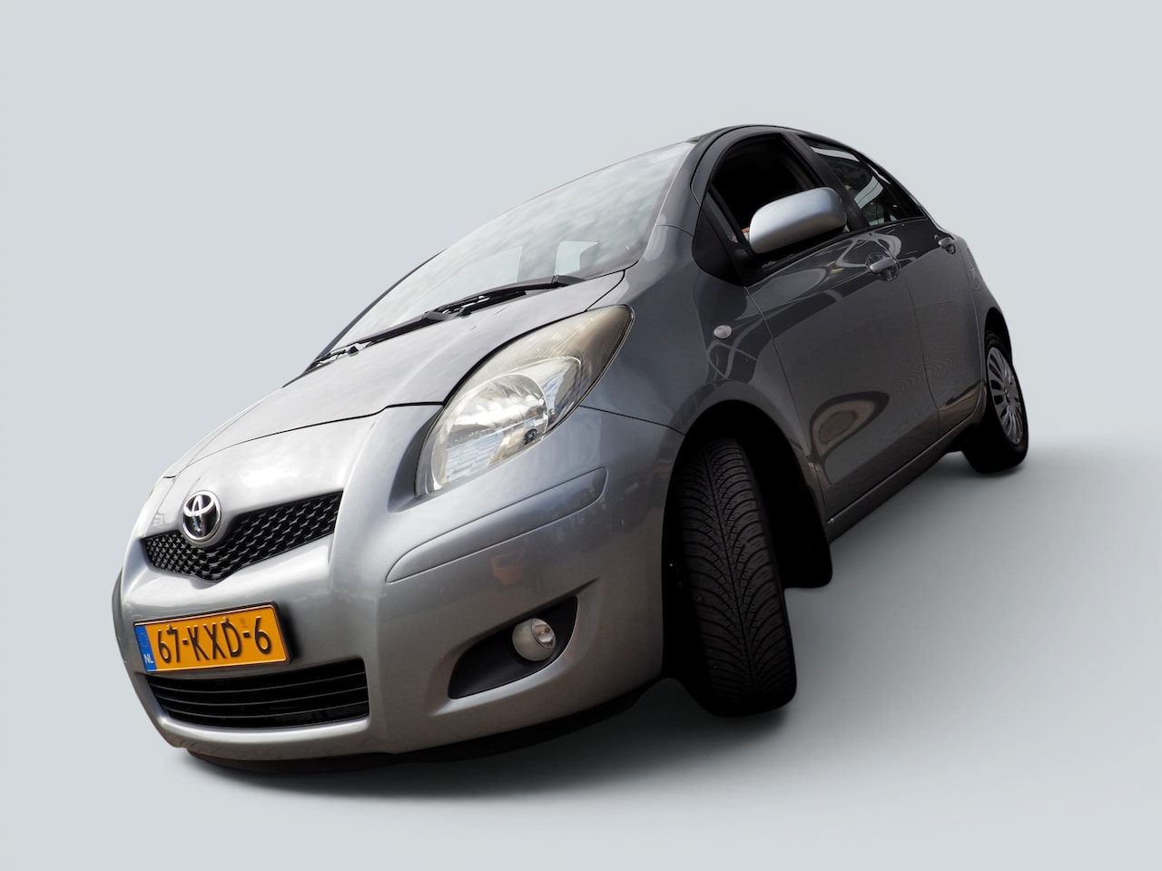 Toyota Yaris - 1.3 16v VVT-i Aspiration AIRCO TREKH. ELEK. PAKKET