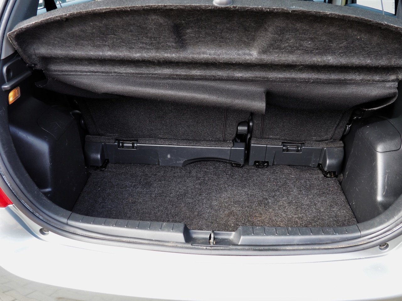 Toyota Yaris - 1.3 16v VVT-i Aspiration AIRCO TREKH. ELEK. PAKKET