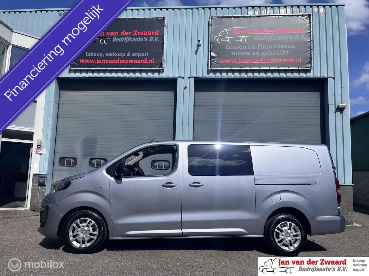 Peugeot Expert - Bestel 2.0 Blue HDI 145 PK Long Premium Dubbele cabine 2 x schuifdeur - AutoWereld.nl