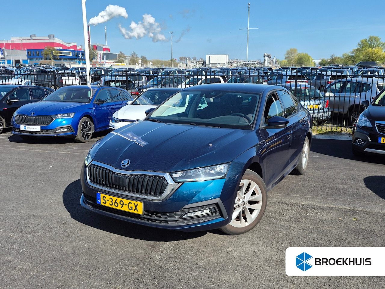 Skoda Octavia - 1.0 TSI Business Edition 110 Pk | Trekhaak uitklapbaar | Apple carplay Android auto | Crui - AutoWereld.nl