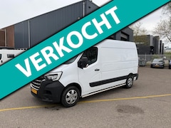 Renault Master - T35 2.3 dCi 150PK L2H2 Energy Work Edition / Camera / Trekhaak / 3 zits / Navi met app con
