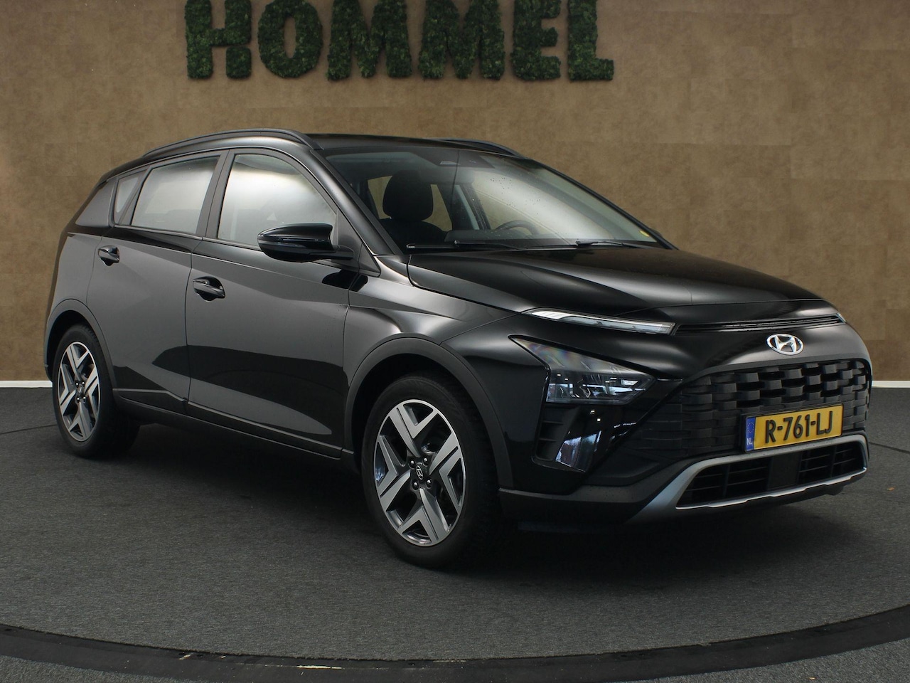 Hyundai Bayon - 1.0 T-GDI Premium - NAVIGATIE - CAMERA - VOORSTOELEN VERWARMD - APPLE CARPLAY/ ANDROID AUT - AutoWereld.nl