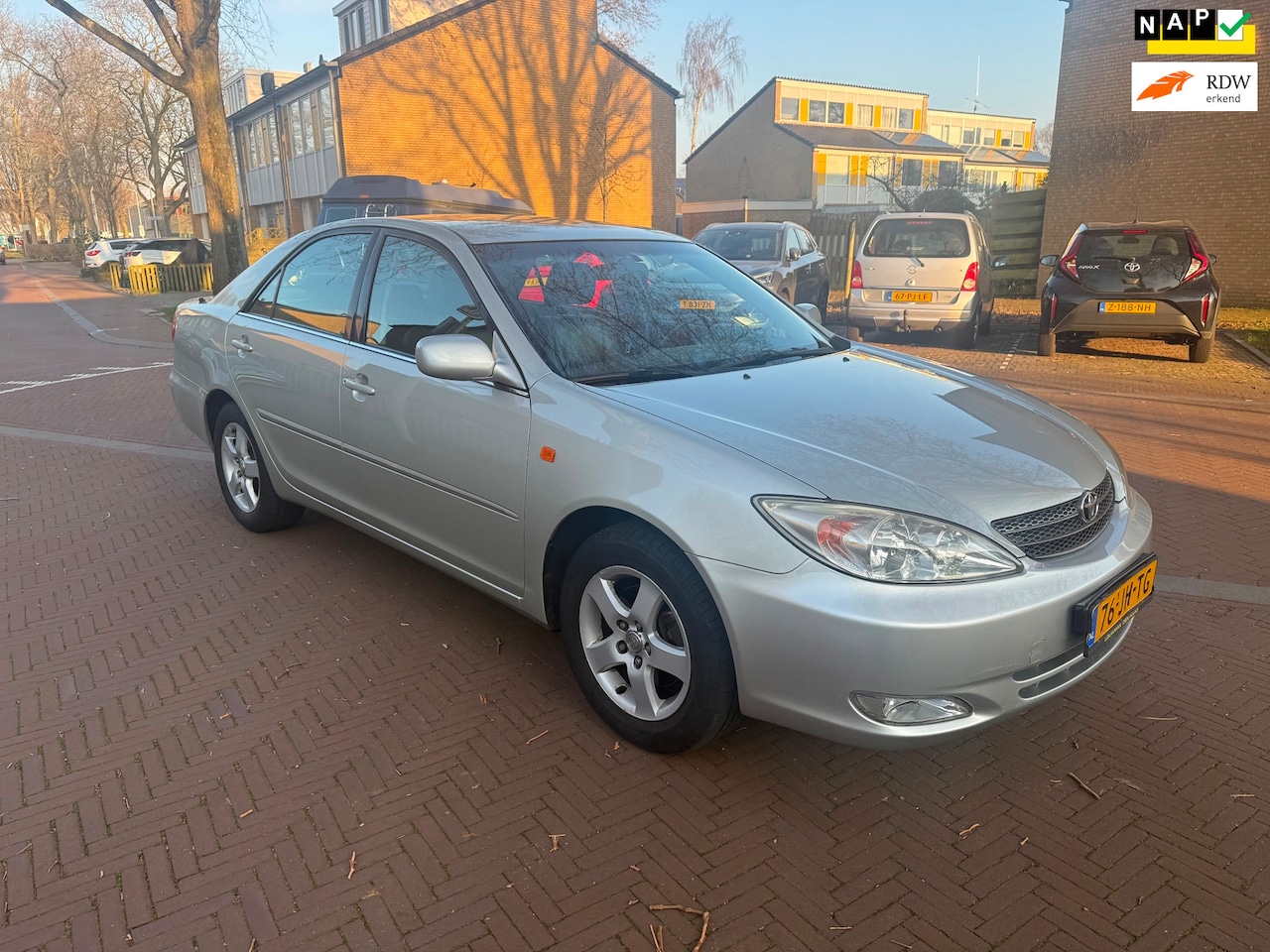 Toyota Camry - UNIEK / AUTOMAAT / 165.000 NAP / Volle auto - AutoWereld.nl