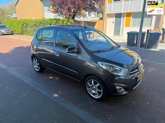 Hyundai i10 - AUTOMAAT / 85.000 NAP / Airco / Navigatie